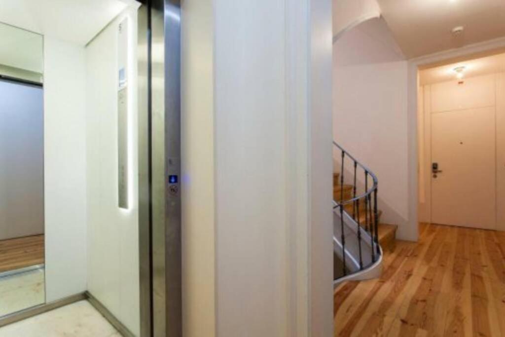 Lisbon Combro 77 Charming Studios By Get Your Stay Kültér fotó